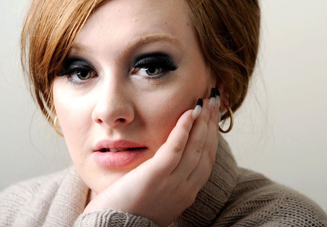 Beleza maquiagem sombra preta Adele